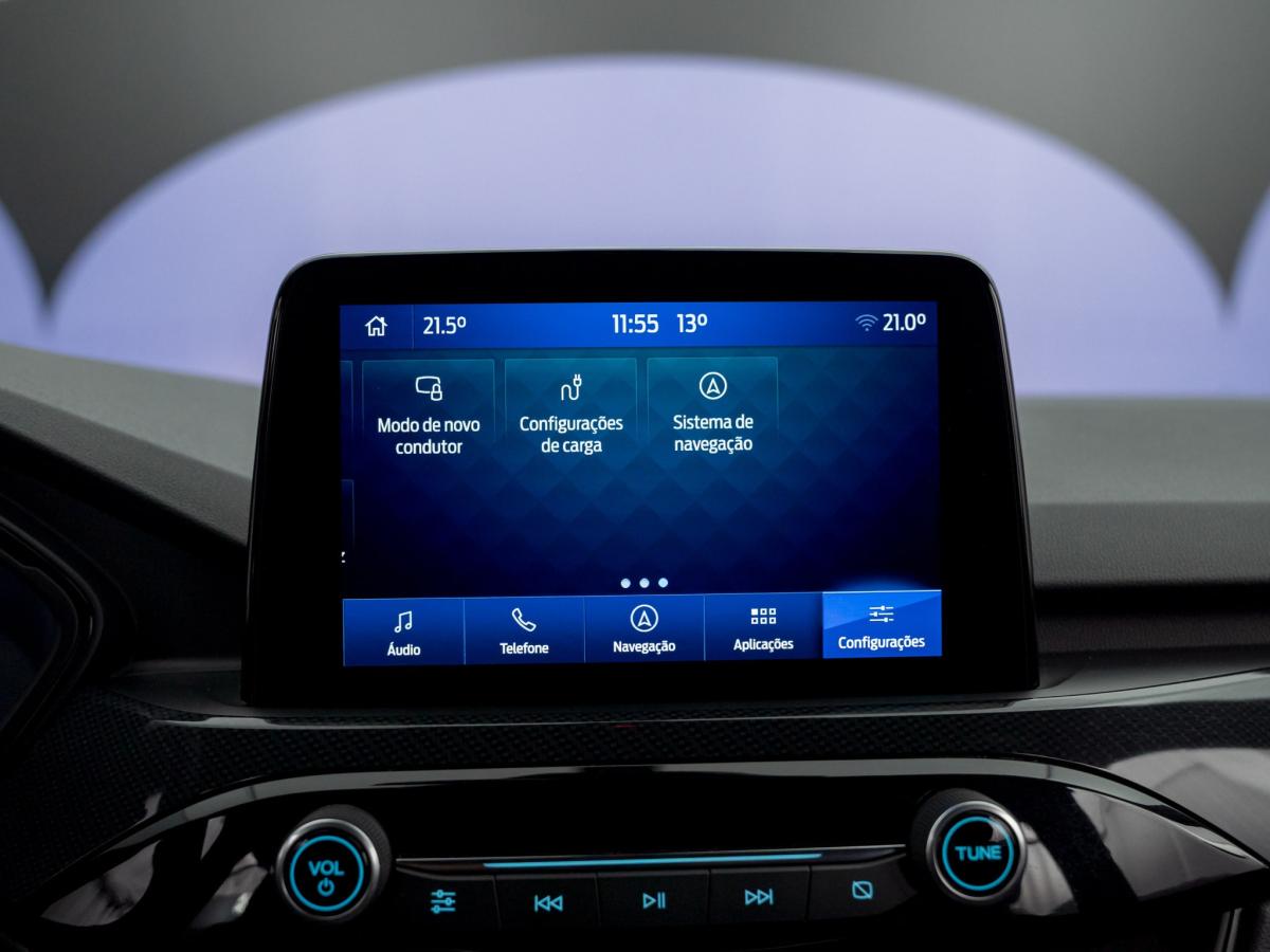 ford-kuga-2022-hibrido-a-gasolina-2488cc