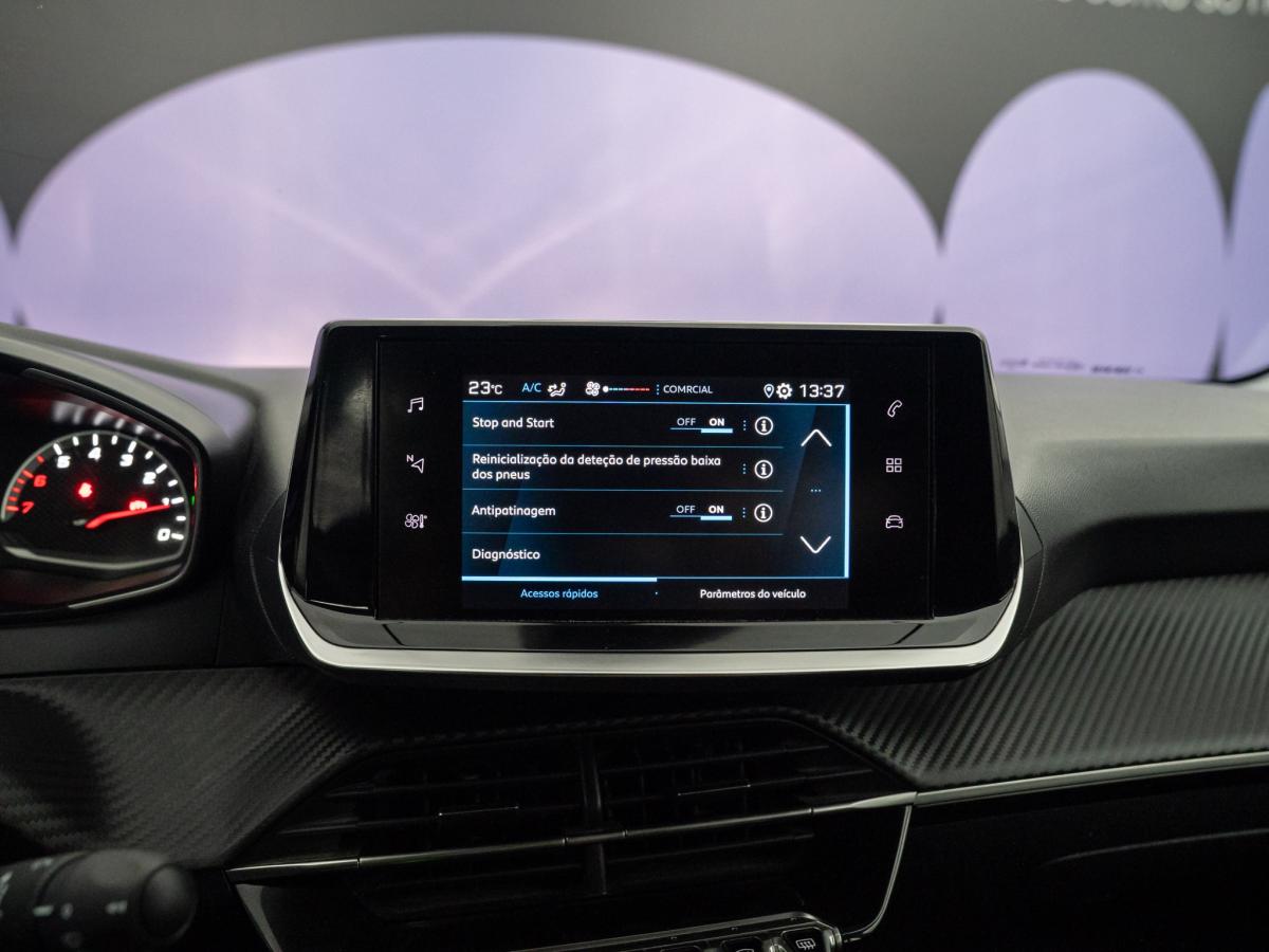 peugeot-208-2022-gasolina-1199cc
