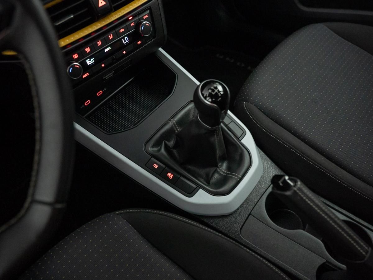 seat-arona-2022-gasolina-999cc
