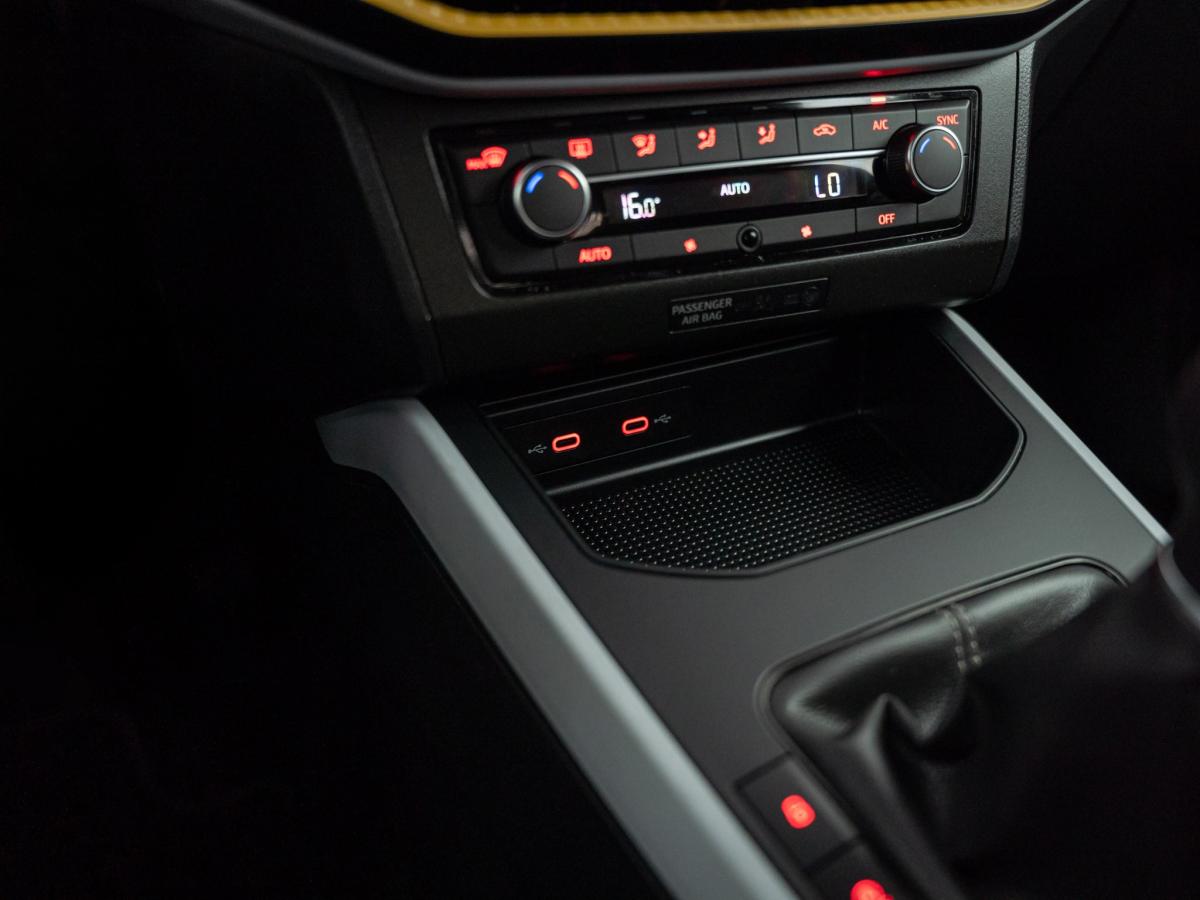 seat-arona-2022-gasolina-999cc