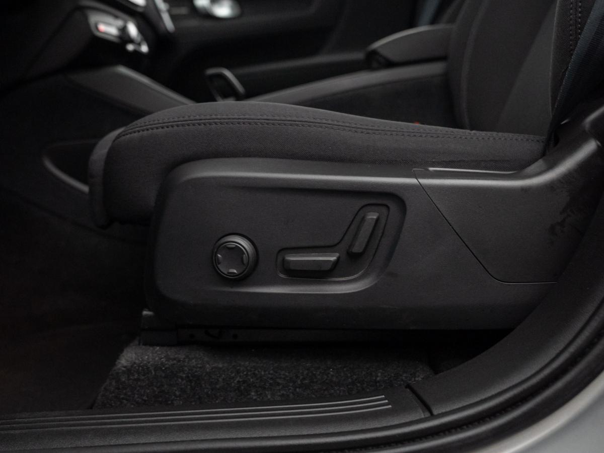 volvo-c40-2023-eletrico-500cc