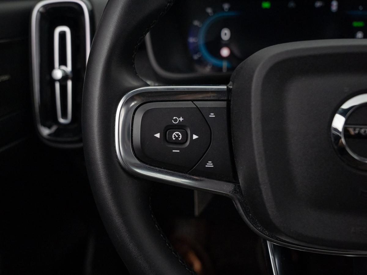 volvo-c40-2023-eletrico-500cc