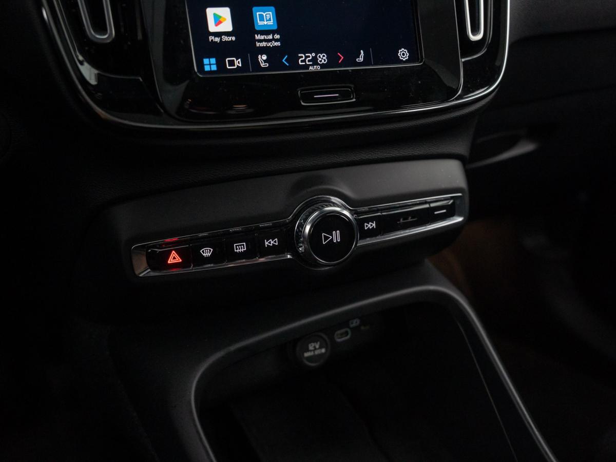 volvo-c40-2023-eletrico-500cc