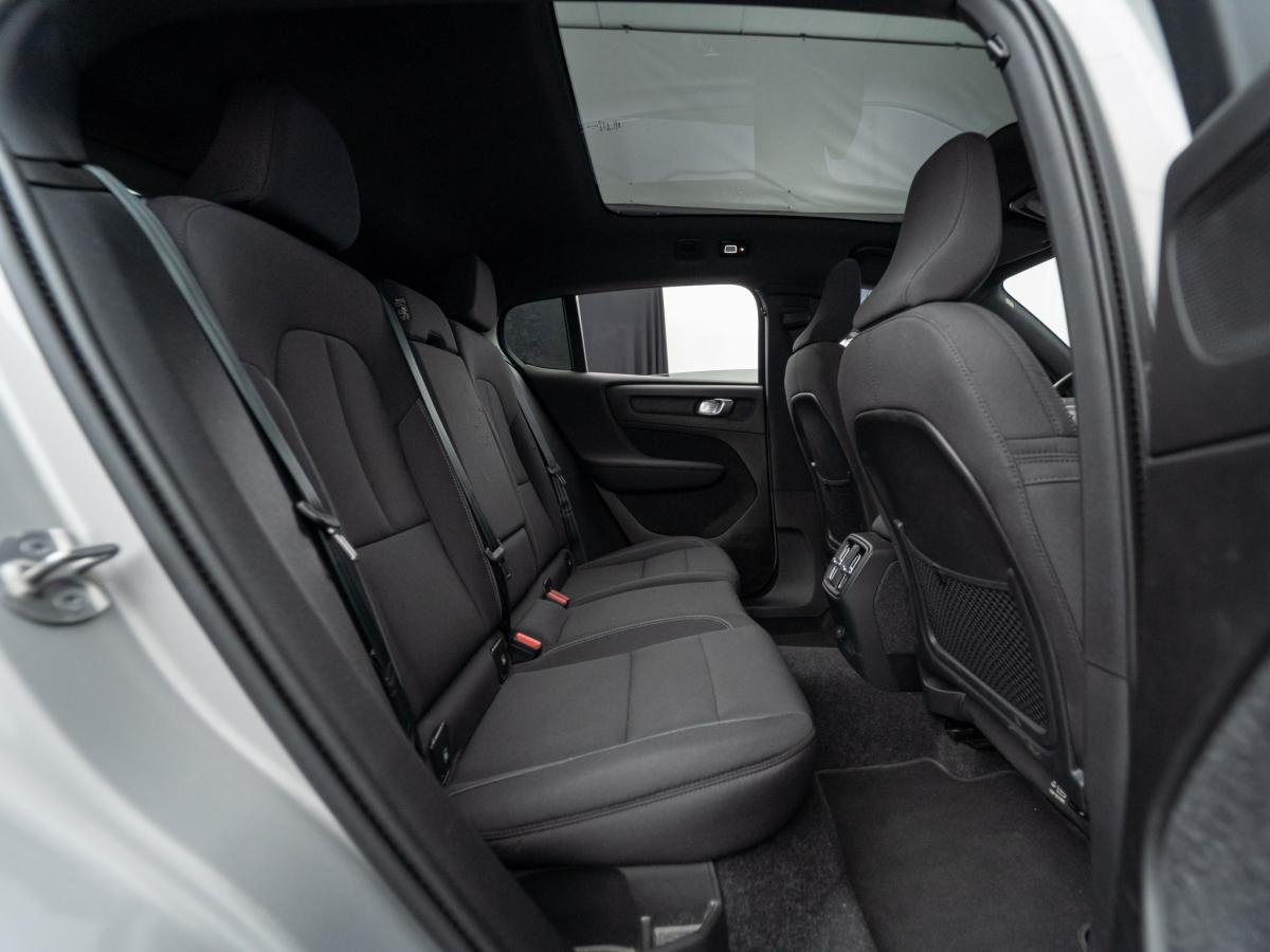 volvo-c40-2023-eletrico-500cc