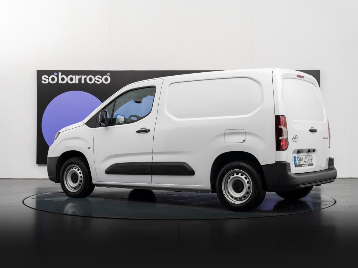 toyota-proace-2024-diesel-1499cc