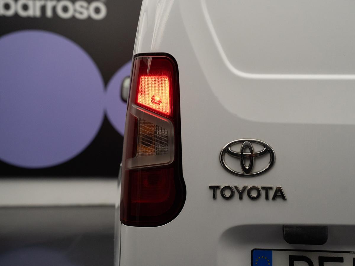 toyota-proace-2023-diesel-1499cc