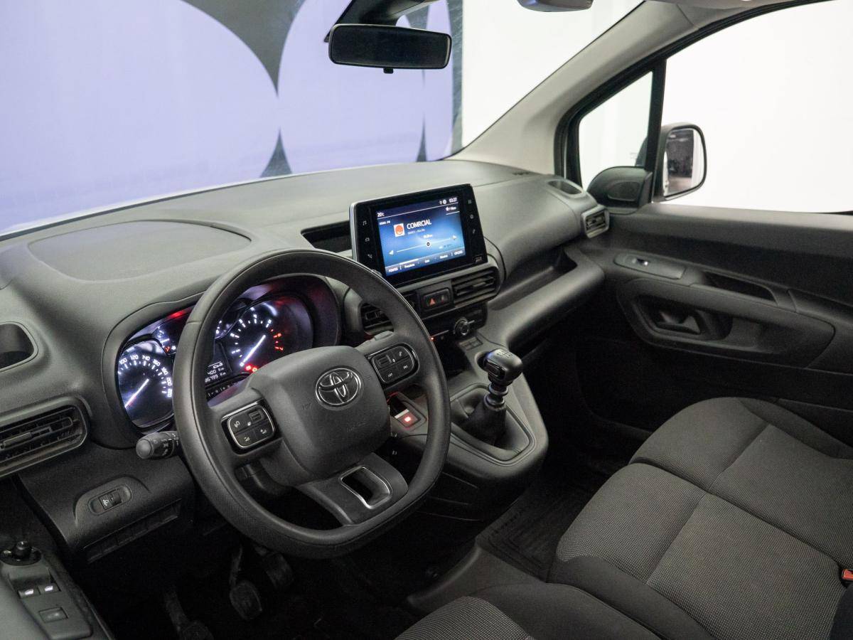toyota-proace-2023-diesel-1499cc