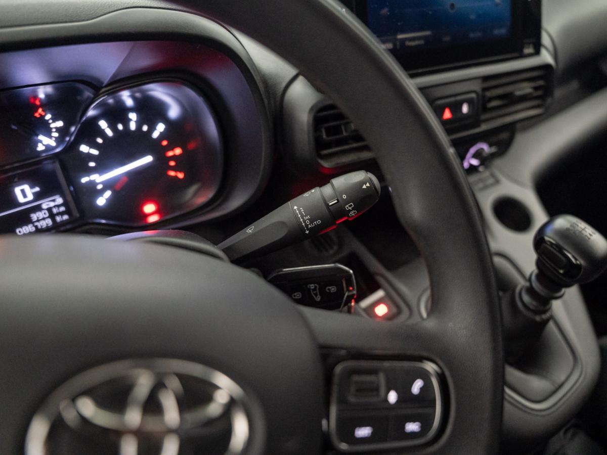 toyota-proace-2023-diesel-1499cc