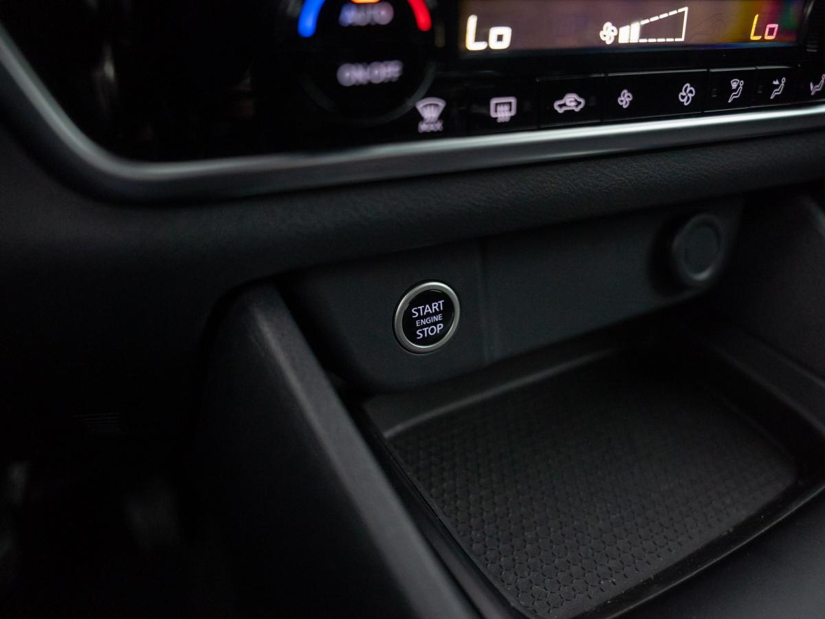 nissan-qashqai-2025-hibrido-a-gasolina-1332cc