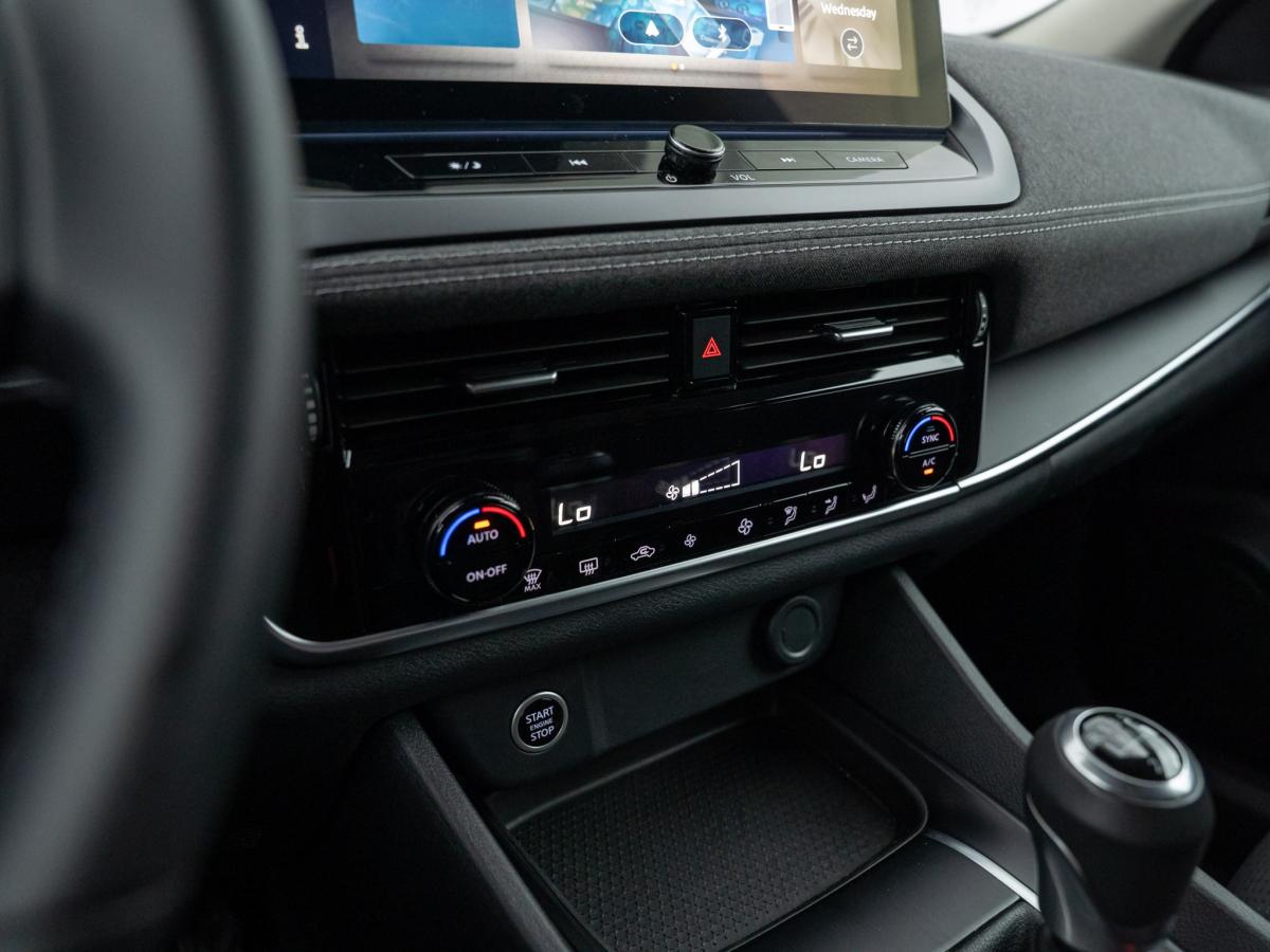 nissan-qashqai-2025-hibrido-a-gasolina-1332cc