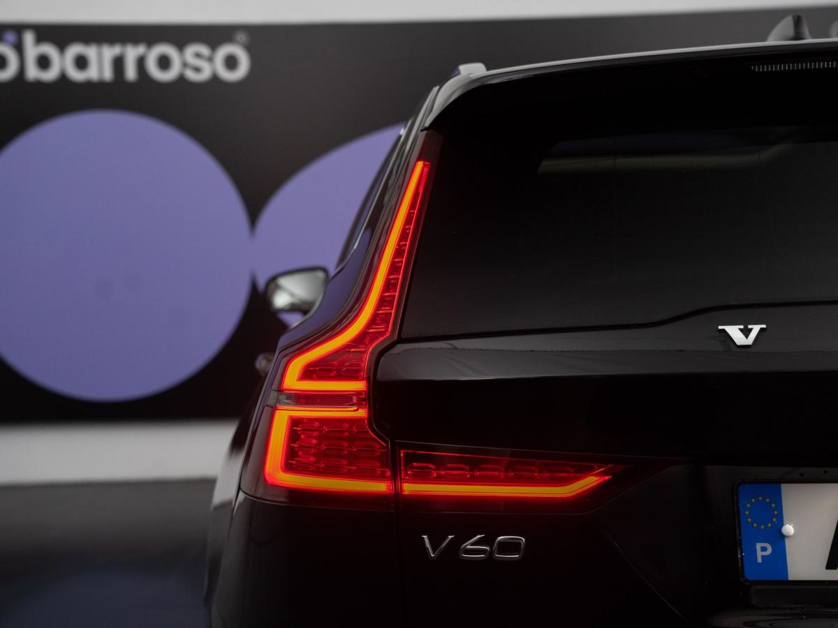 volvo-v60-2021-hibrido-a-gasolina-1969cc