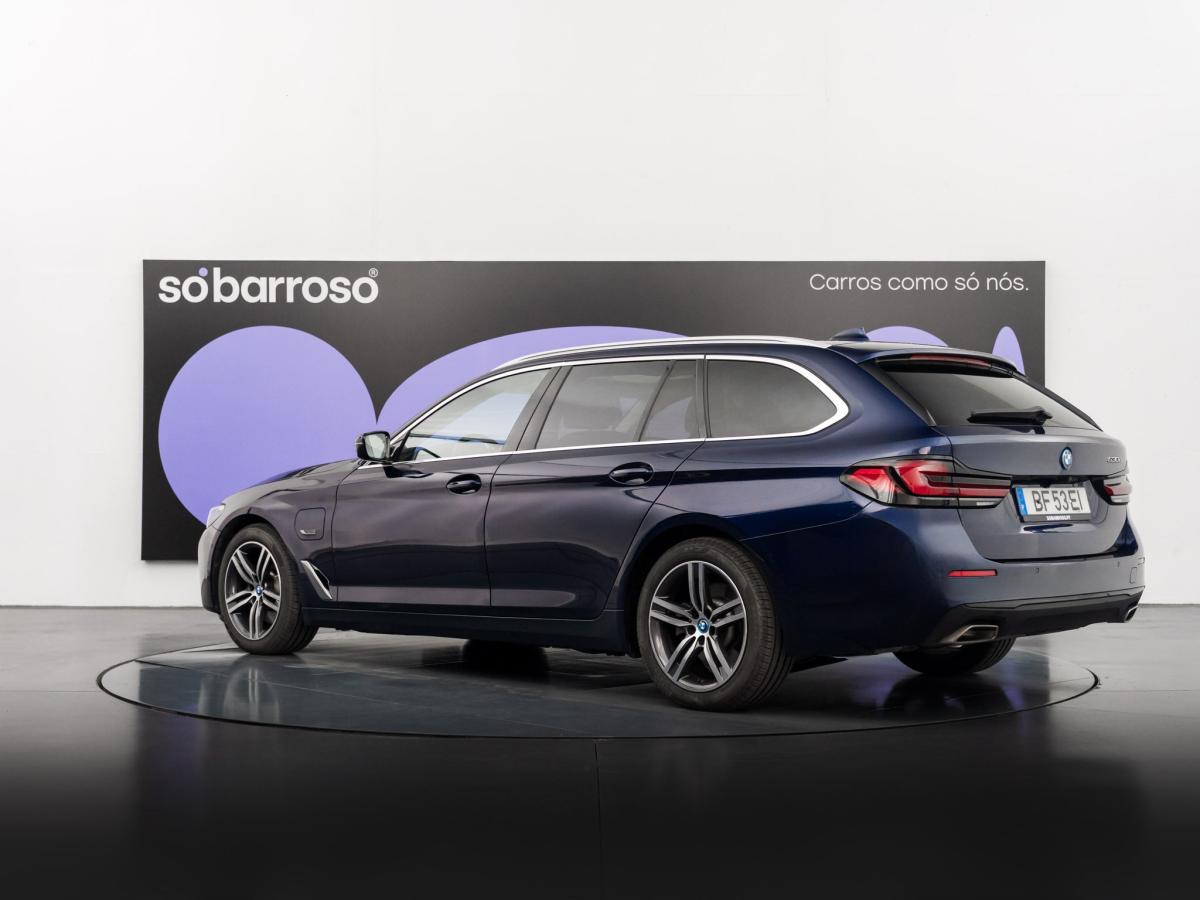 bmw-serie-5-2023-hibrido-a-gasolina-1998cc