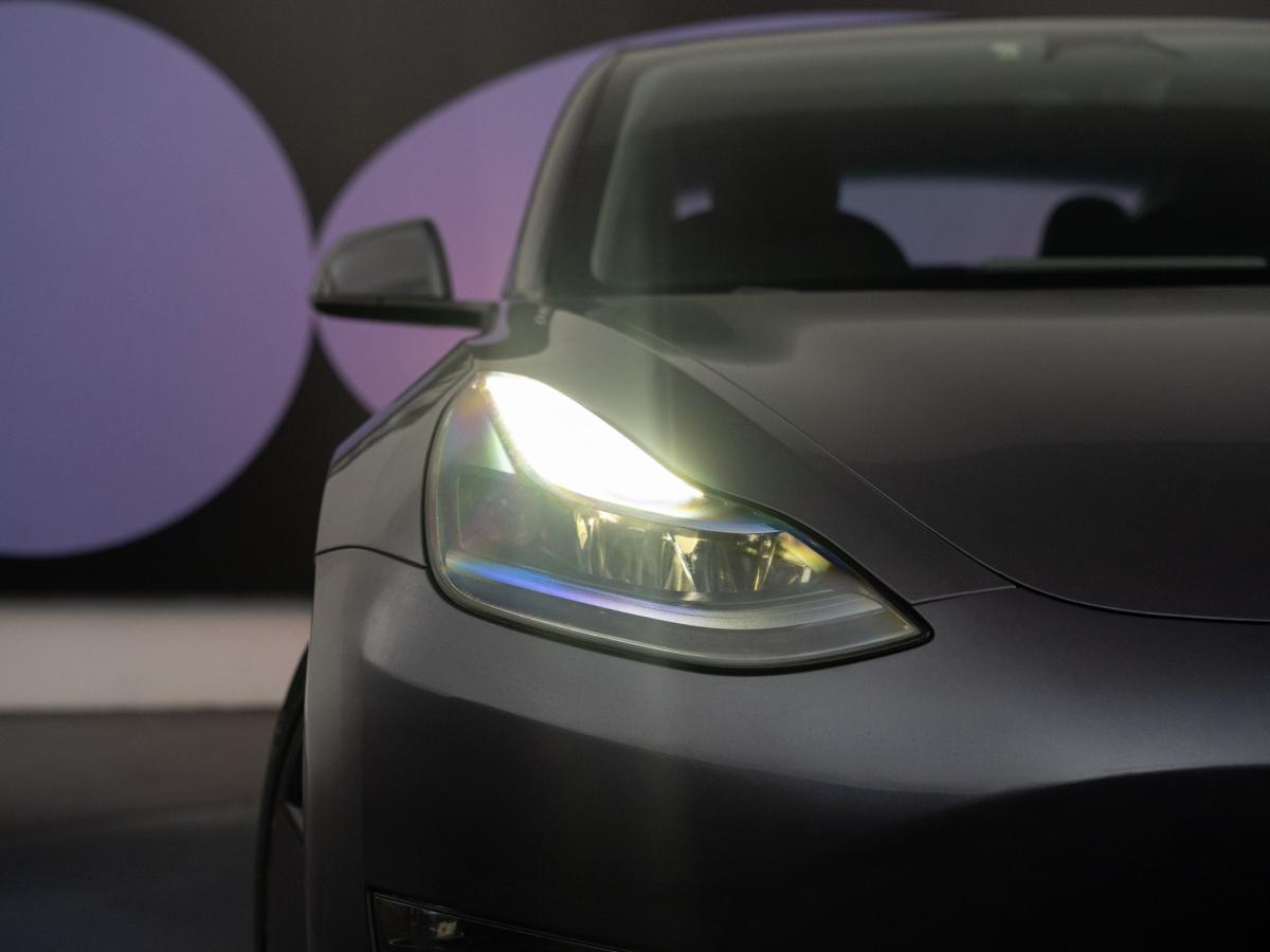 tesla-model-3-2023-eletrico-500cc