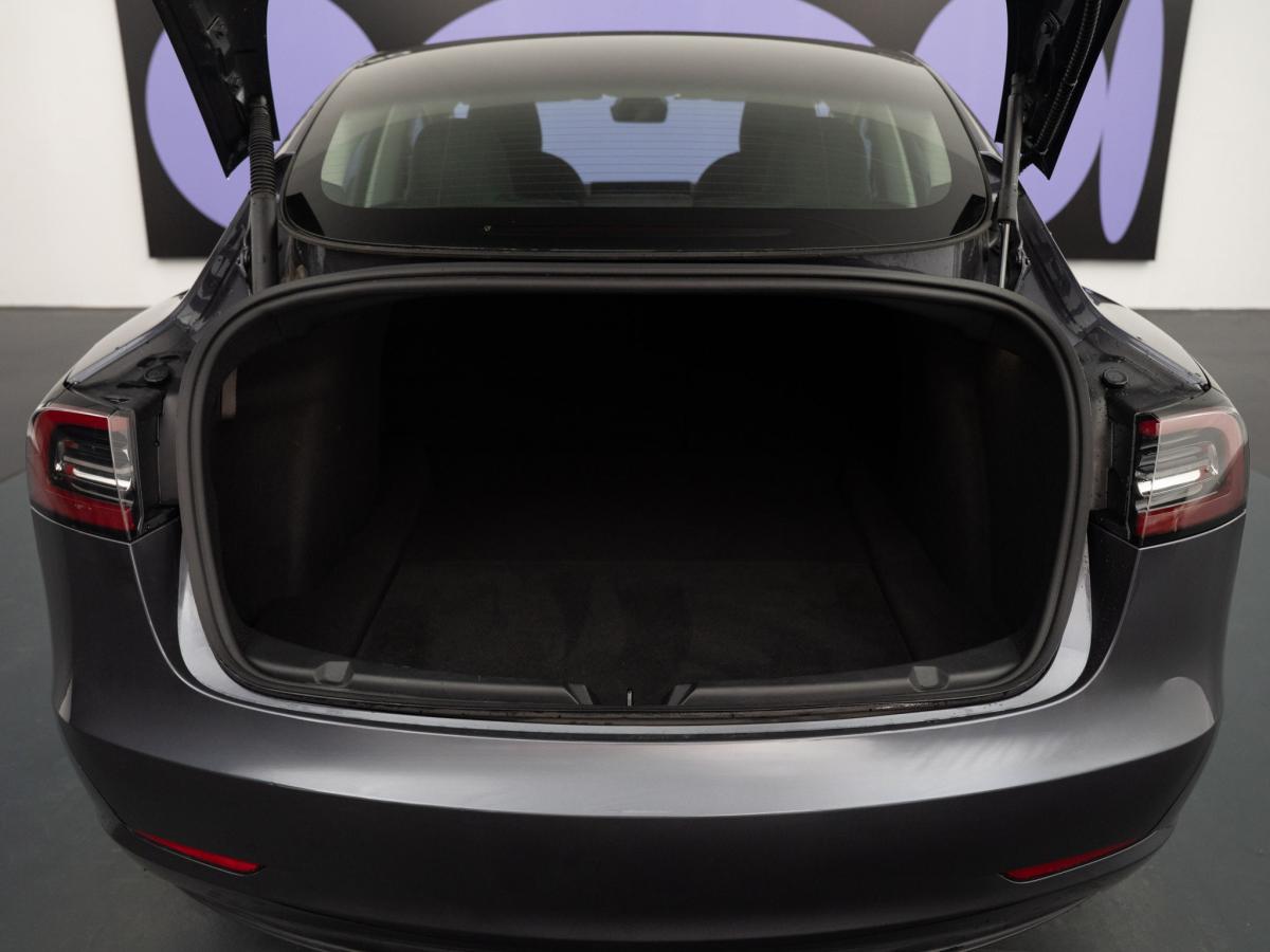 tesla-model-3-2023-eletrico-500cc