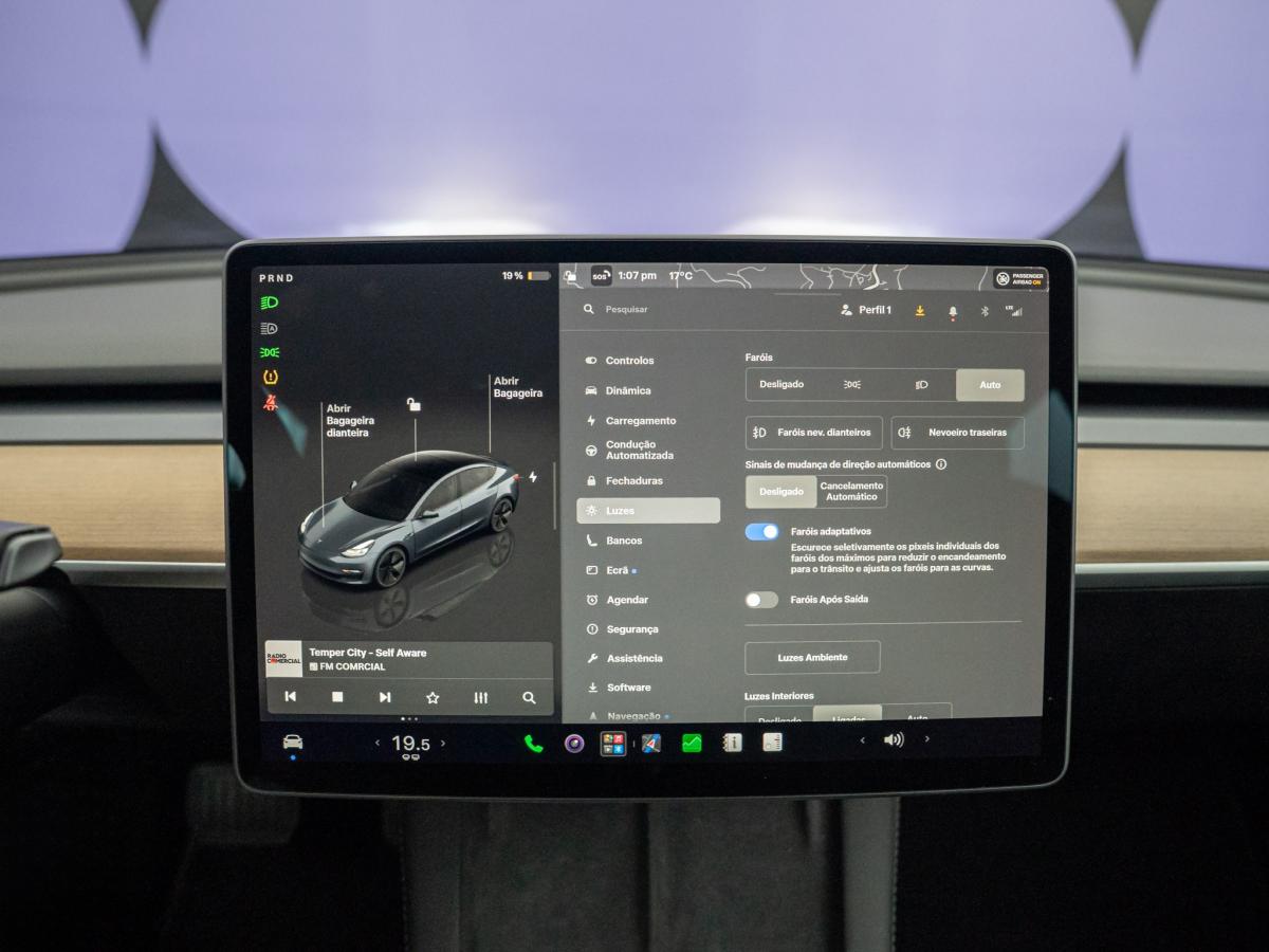 tesla-model-3-2023-eletrico-500cc
