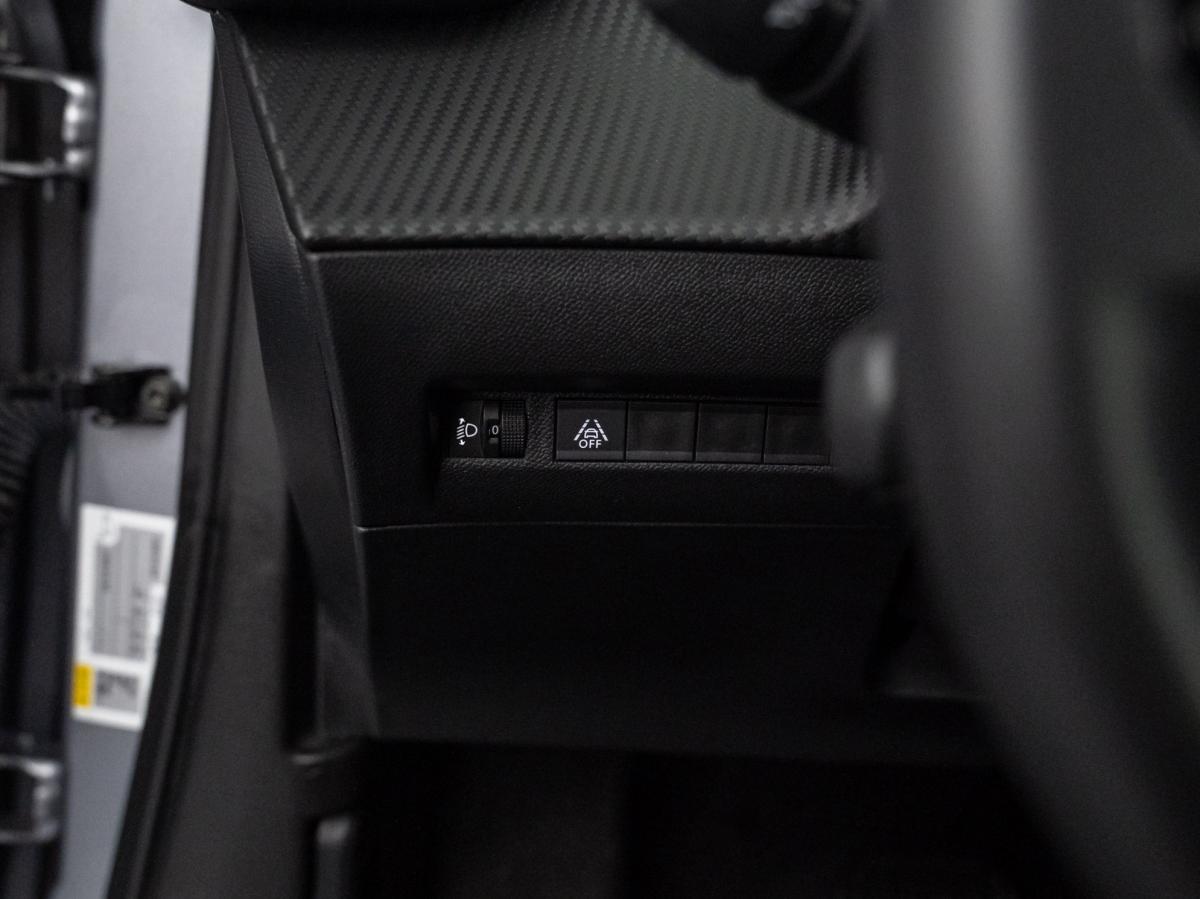peugeot-2008-2022-eletrico-500cc