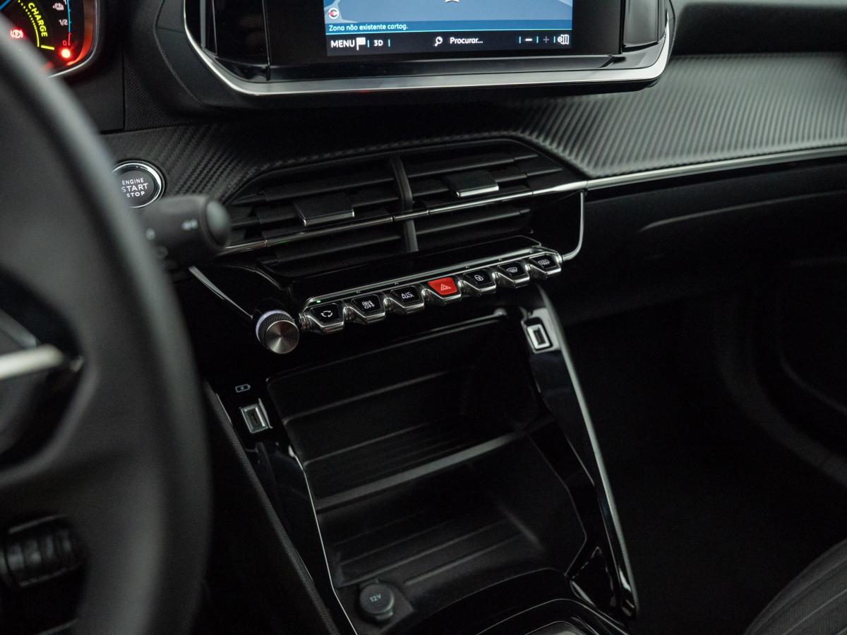 peugeot-2008-2022-eletrico-500cc