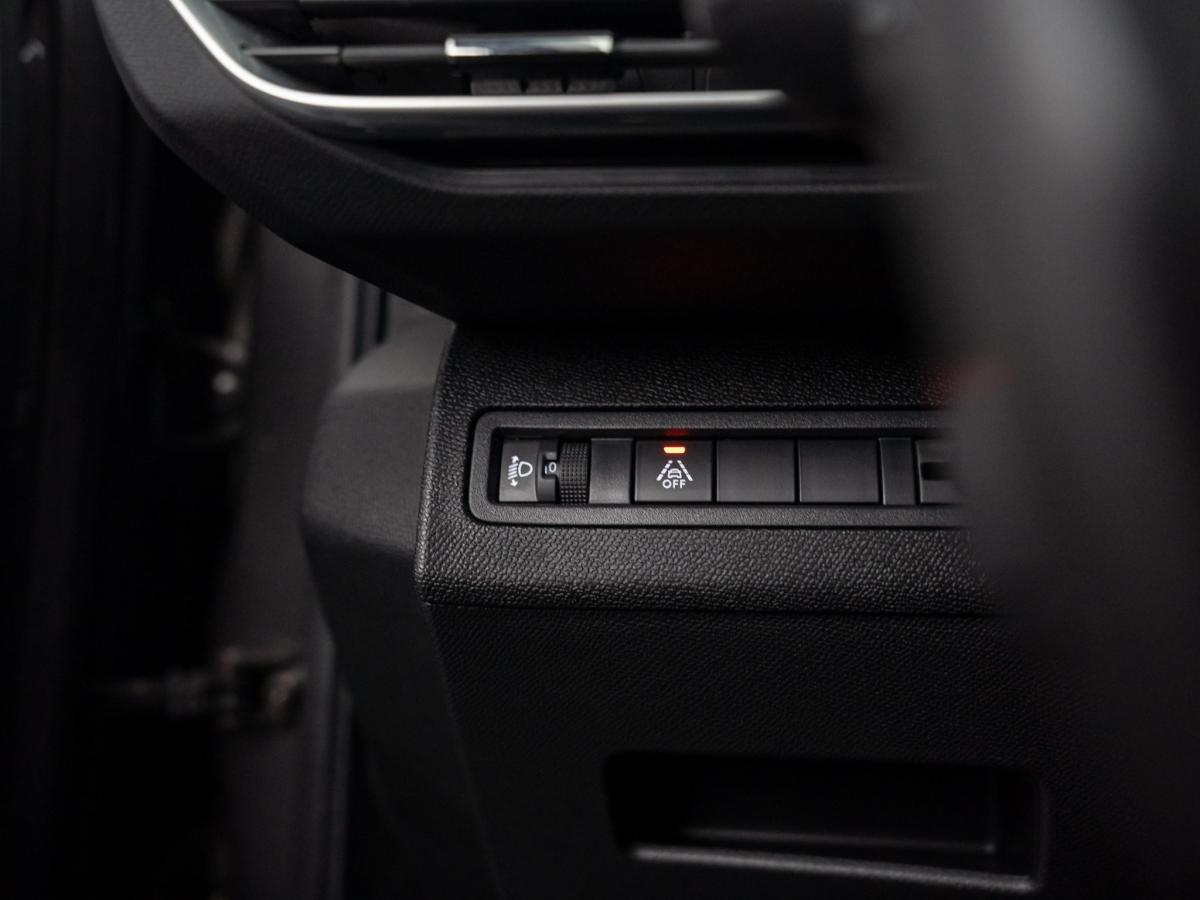 peugeot-3008-2022-diesel-1499cc