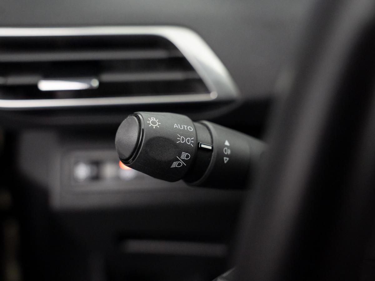 peugeot-3008-2022-diesel-1499cc