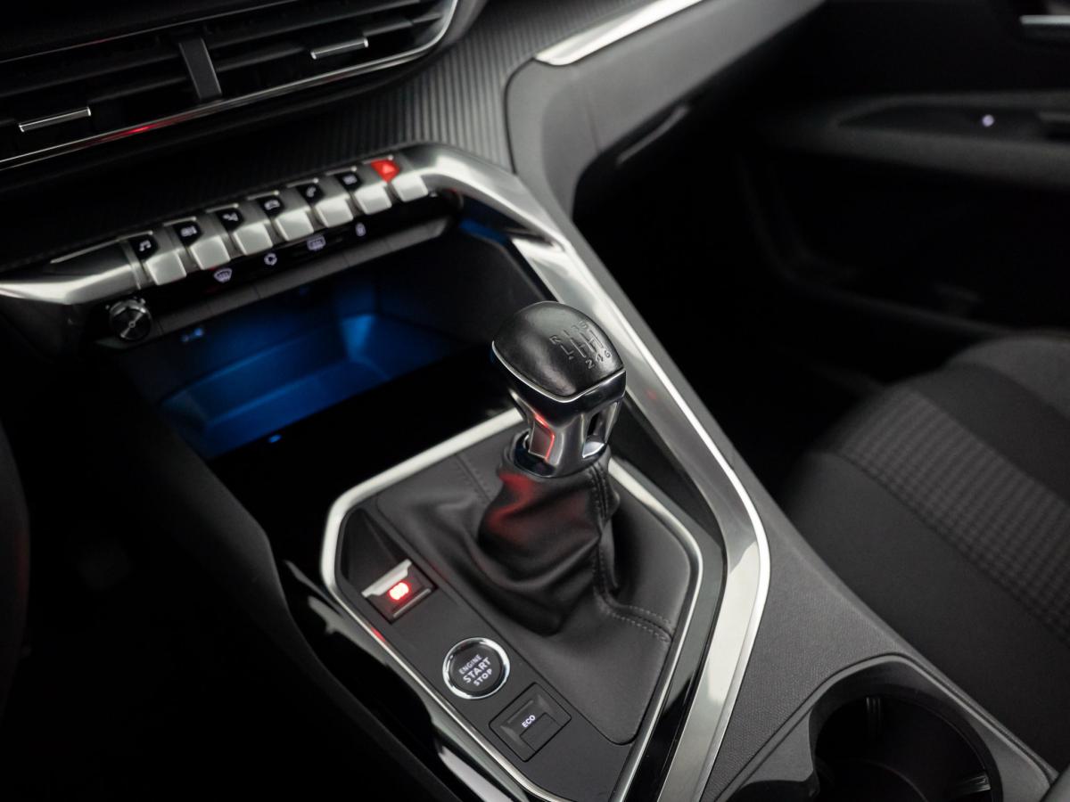 peugeot-3008-2022-diesel-1499cc