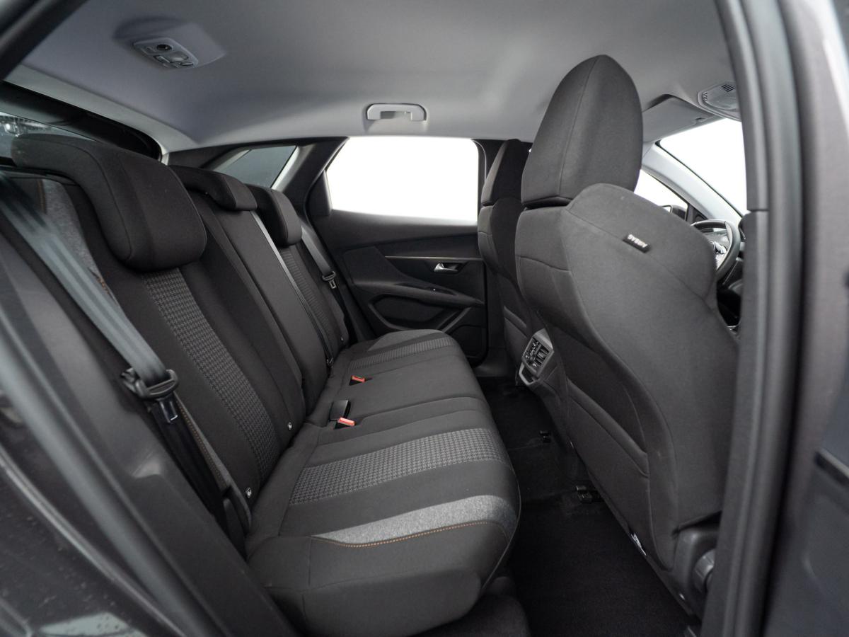 peugeot-3008-2022-diesel-1499cc