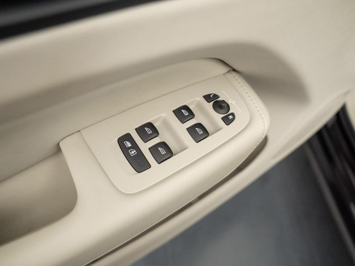 volvo-xc60-2022-hibrido-a-gasolina-1969cc