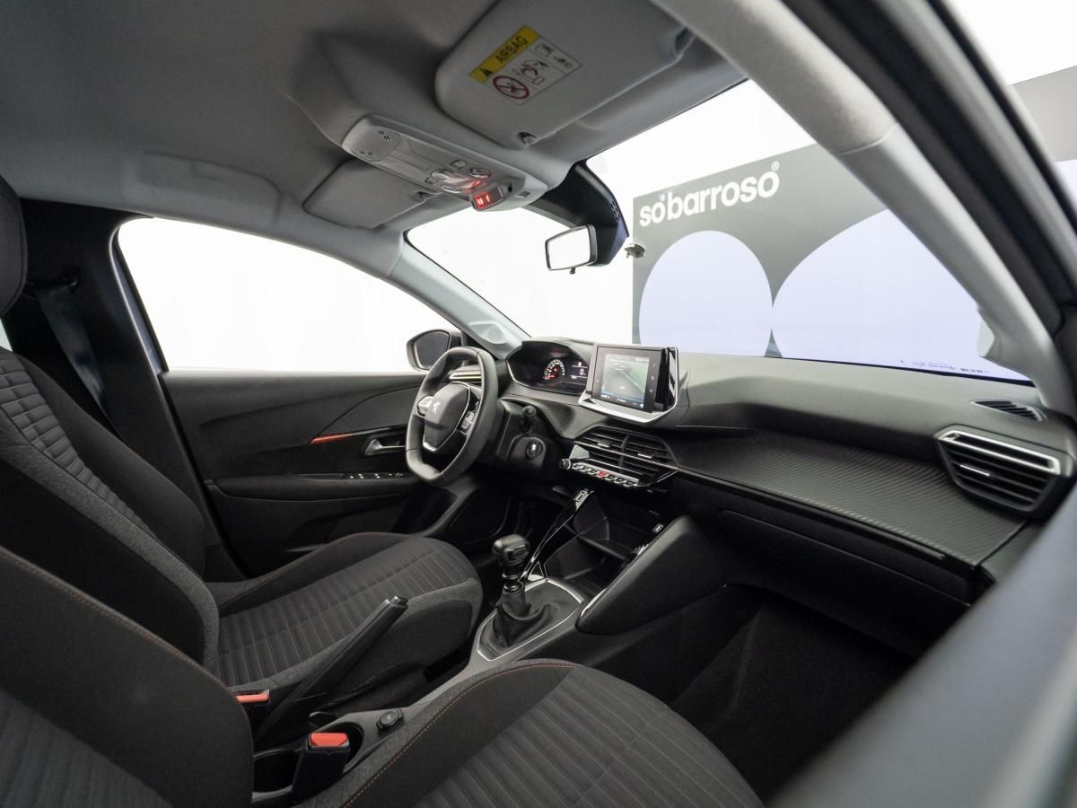 peugeot-208-2023-gasolina-1199cc
