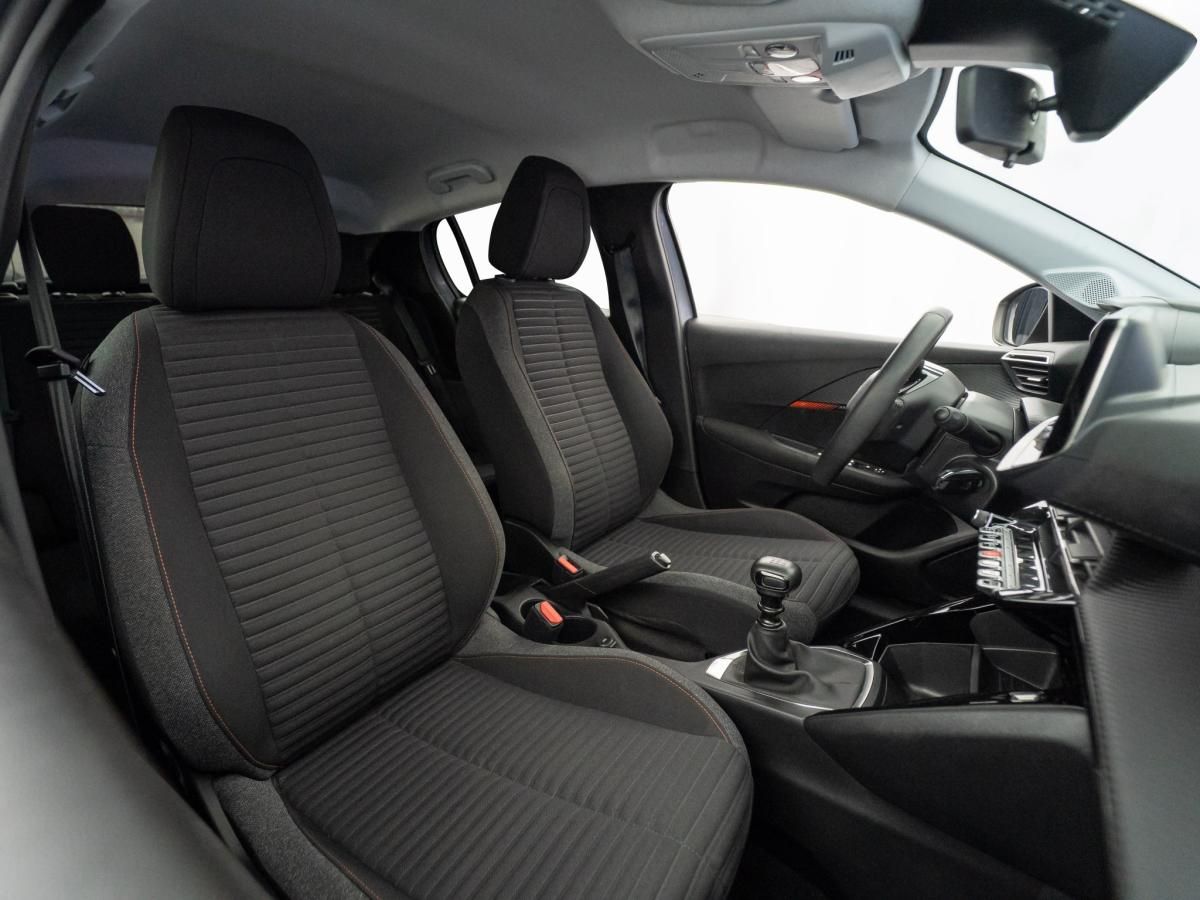 peugeot-208-2023-gasolina-1199cc