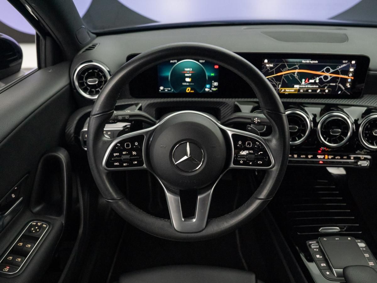 mercedes-benz-classe-a-2022-hibrido-a-gasolina-1332cc