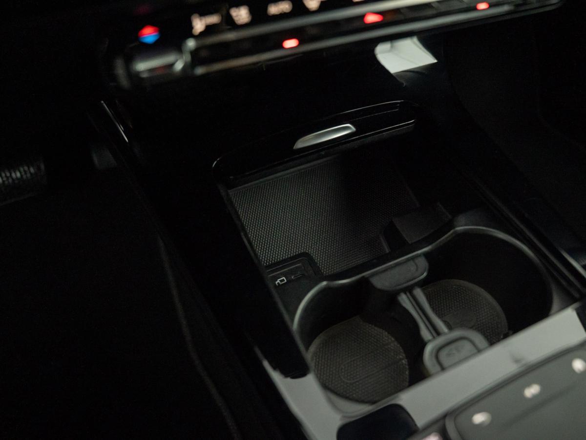 mercedes-benz-classe-a-2022-hibrido-a-gasolina-1332cc