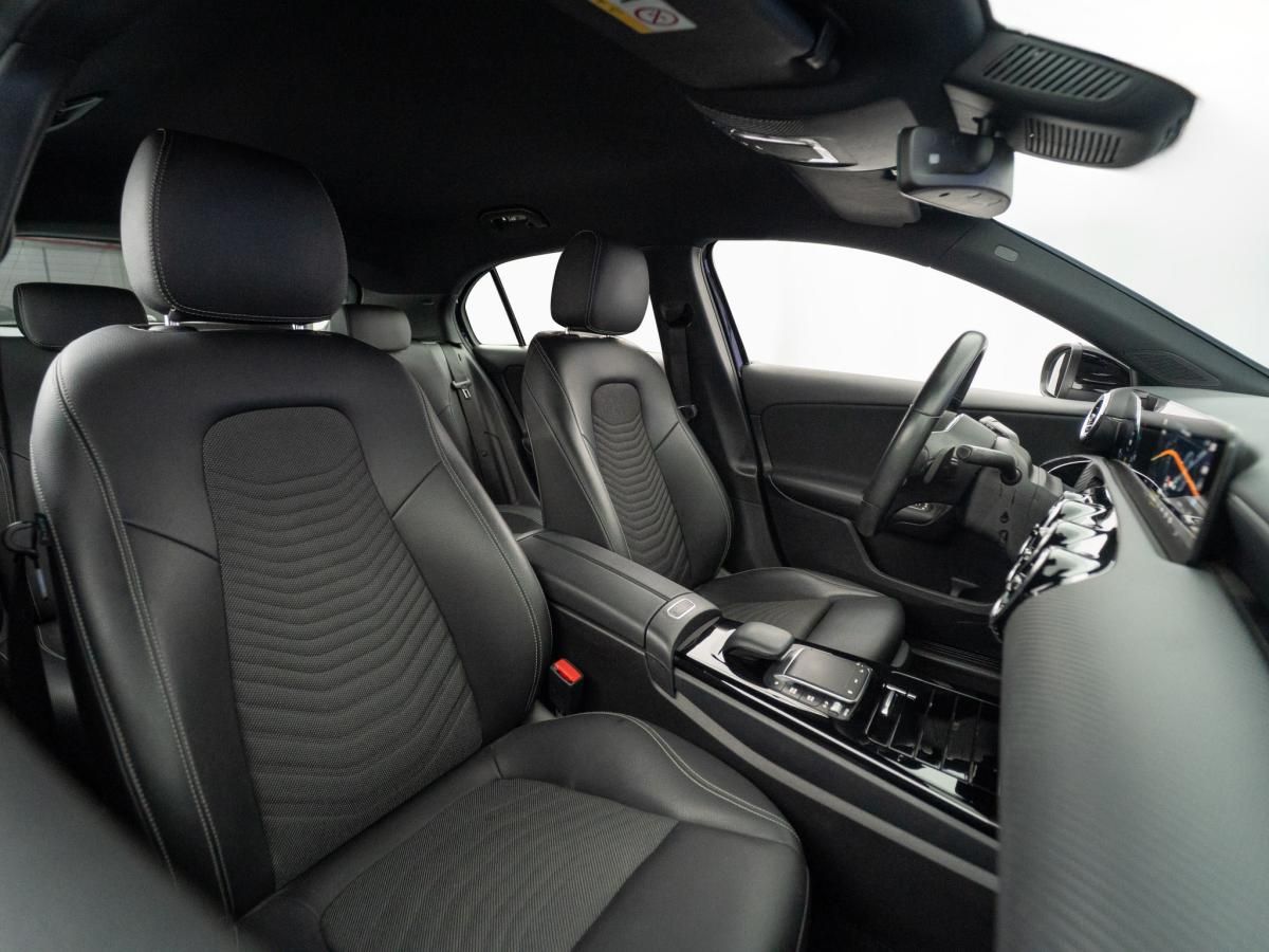 mercedes-benz-classe-a-2022-hibrido-a-gasolina-1332cc