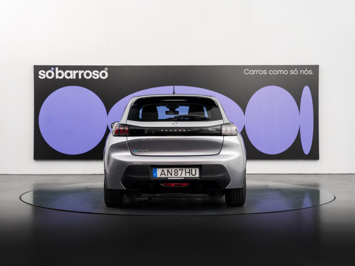 peugeot-208-2022-eletrico-500cc