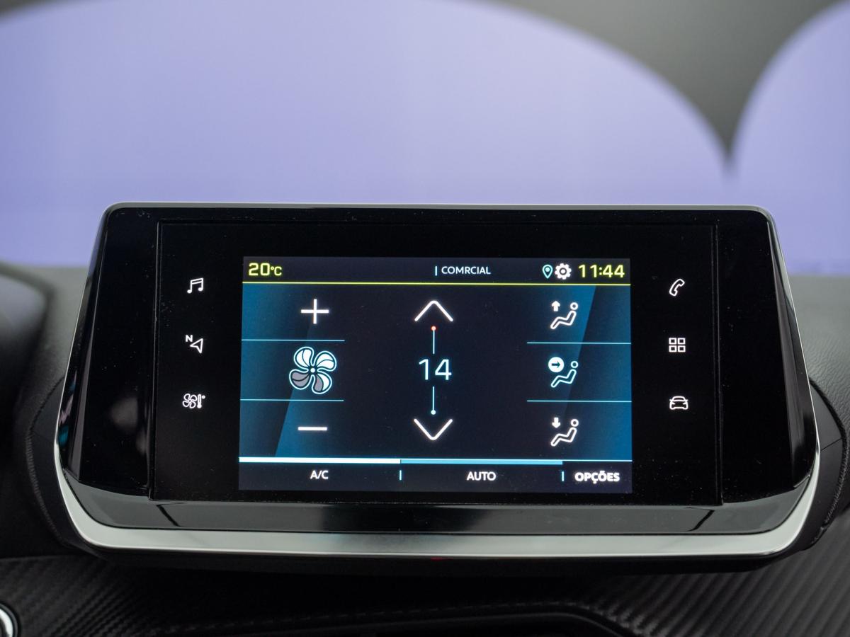 peugeot-208-2022-eletrico-500cc