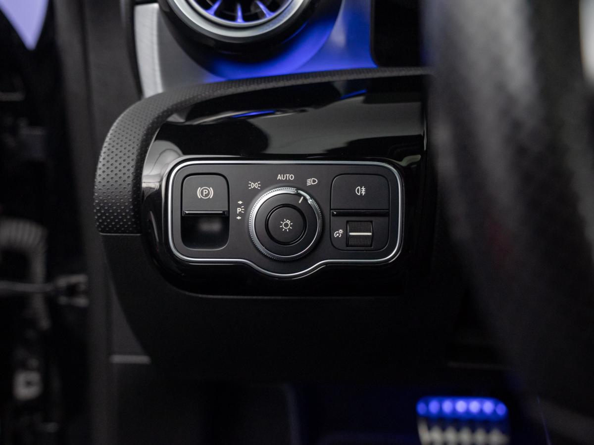 mercedes-benz-cla-2021-hibrido-a-gasolina-1332cc
