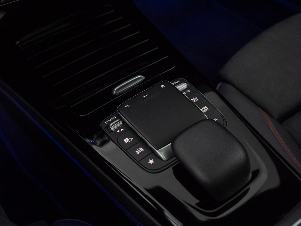 mercedes-benz-cla-2021-hibrido-a-gasolina-1332cc