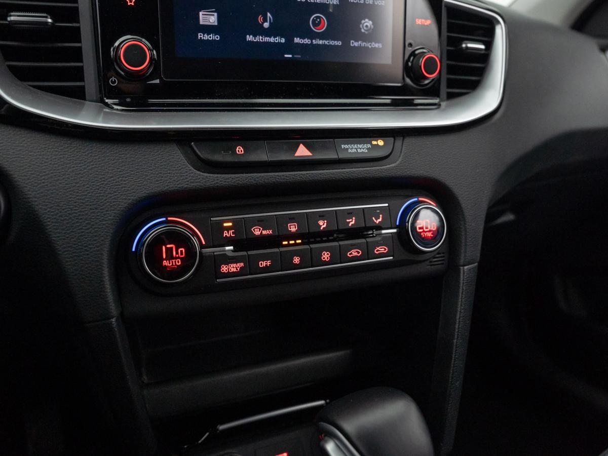 kia-ceed-sw-2023-hibrido-a-gasolina-1580cc