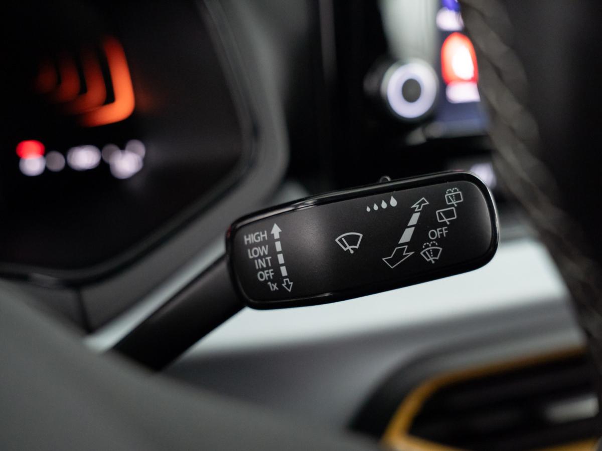 seat-ibiza-2023-gasolina-999cc