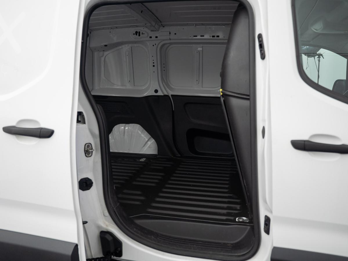 citroen-berlingo-2022-diesel-1499cc