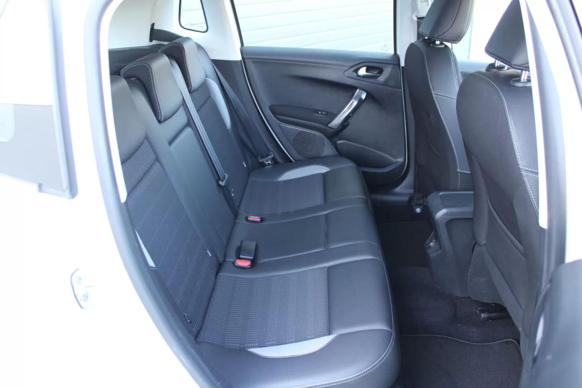 peugeot-2008-2015-gasolina-1199cc