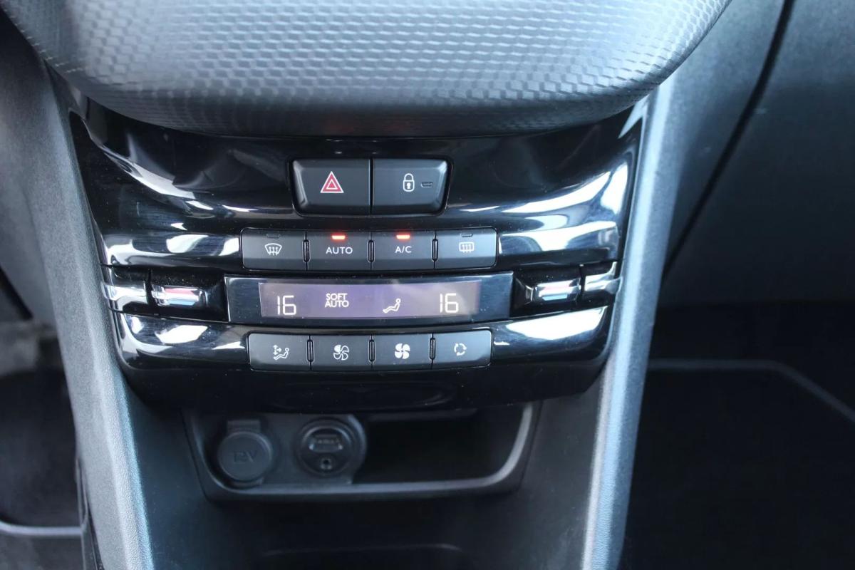 peugeot-2008-2015-gasolina-1199cc