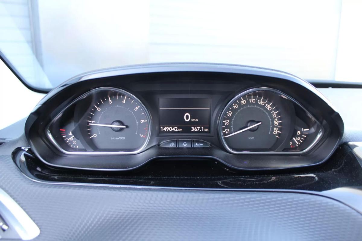 peugeot-2008-2015-gasolina-1199cc