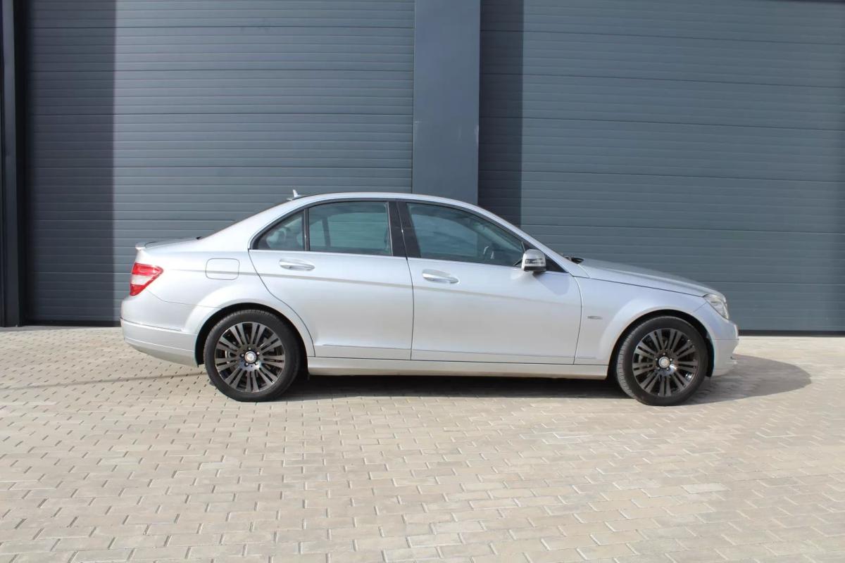 mercedes-benz-classe-c-2008-diesel-2143cc