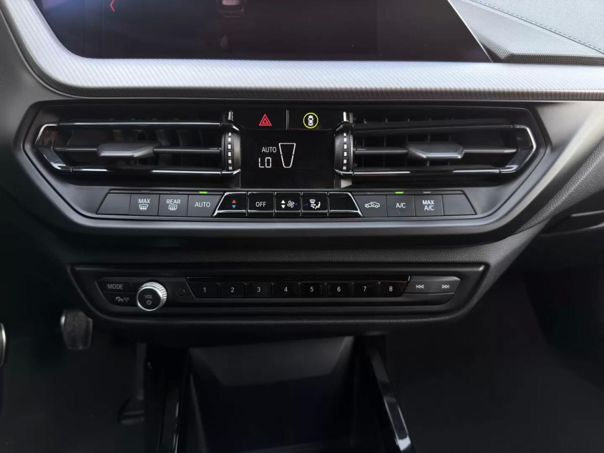 bmw-serie-1-2019-diesel-1496cc