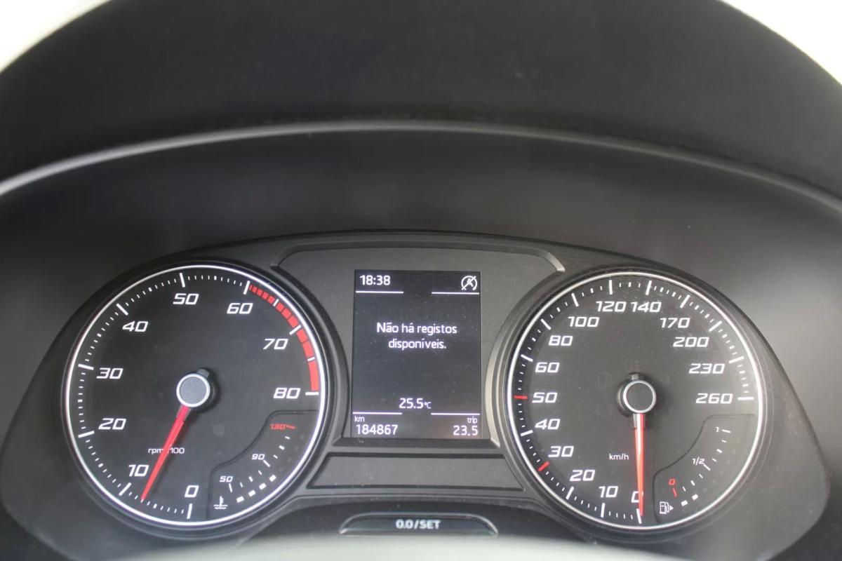seat-leon-2013-gasolina-1197cc