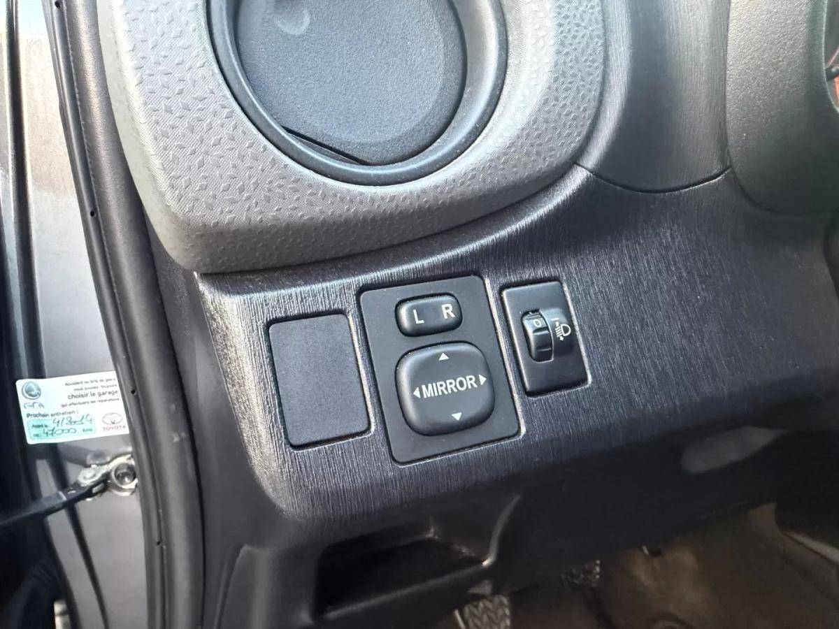 toyota-yaris-2012-diesel-1364cc