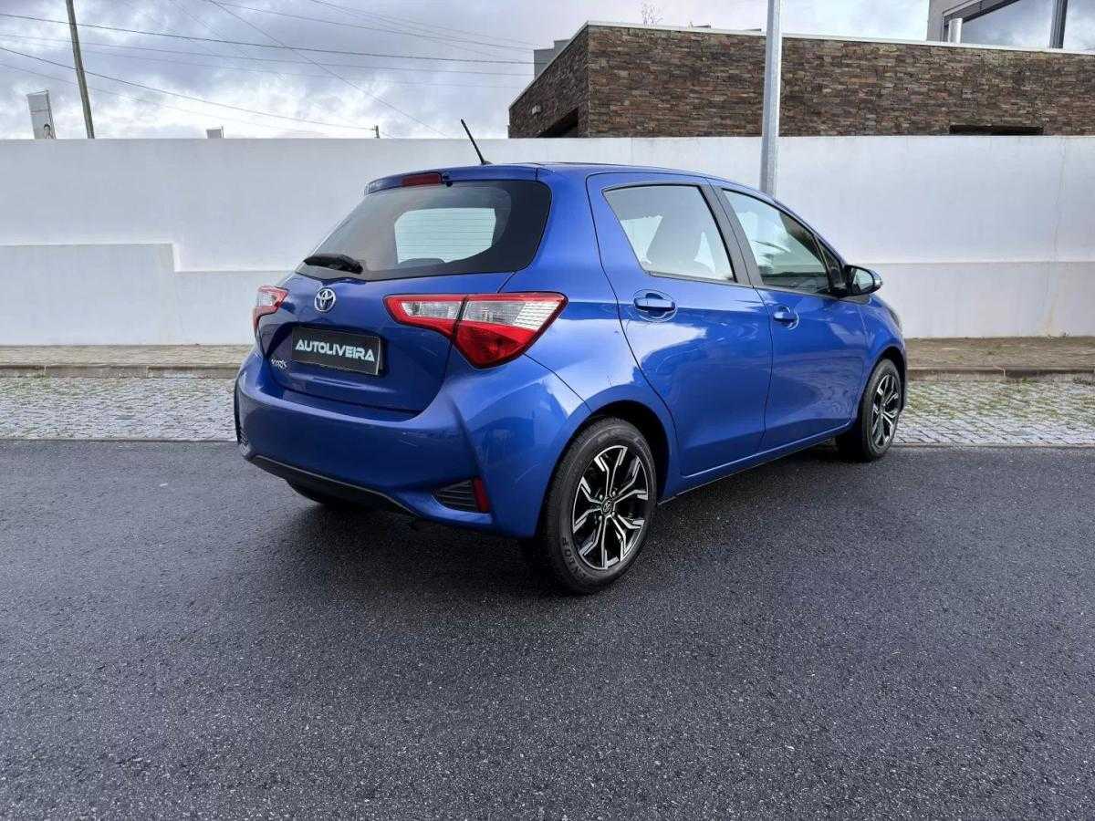 toyota-yaris-2019-gasolina-998cc