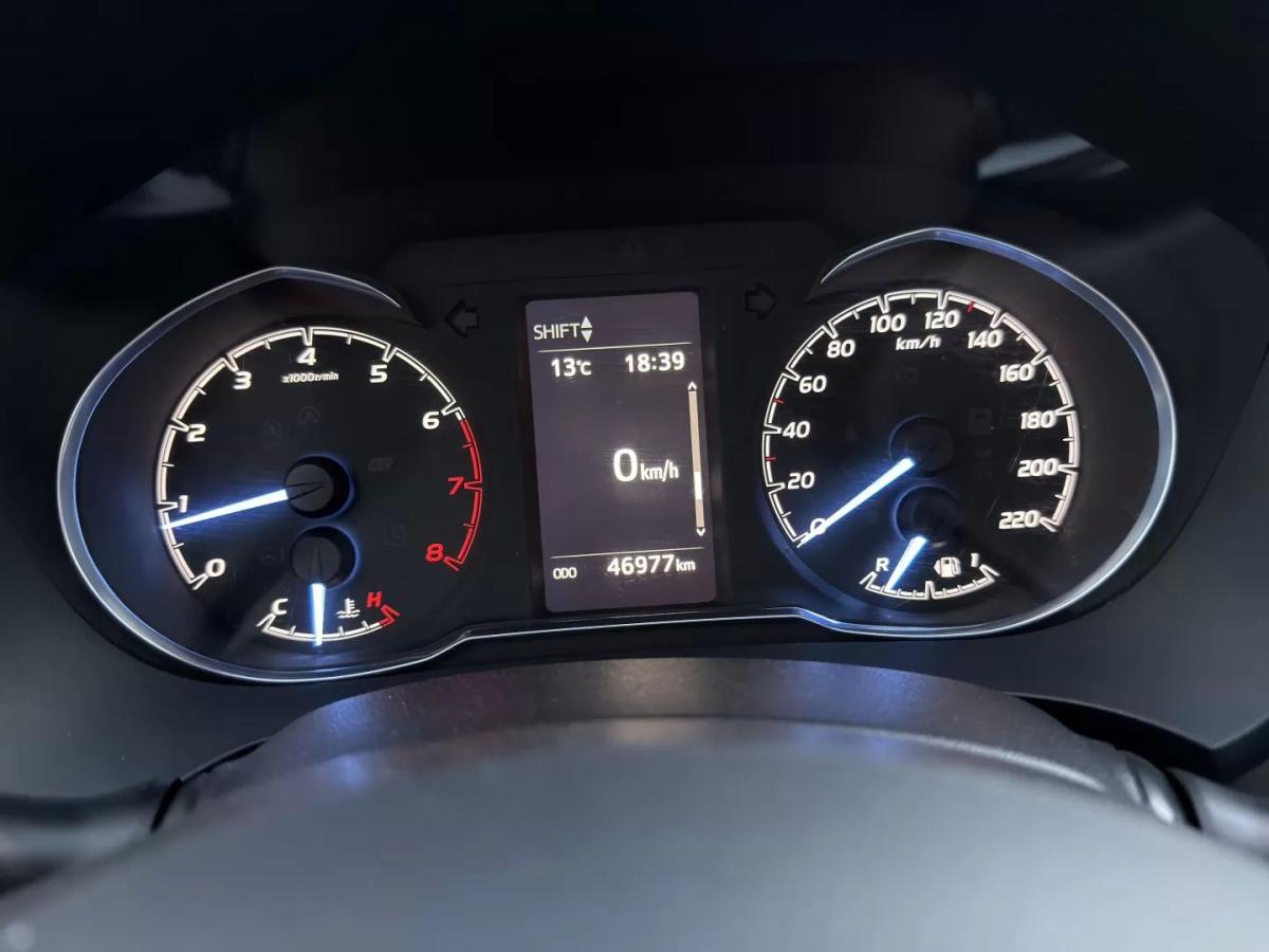 toyota-yaris-2019-gasolina-998cc