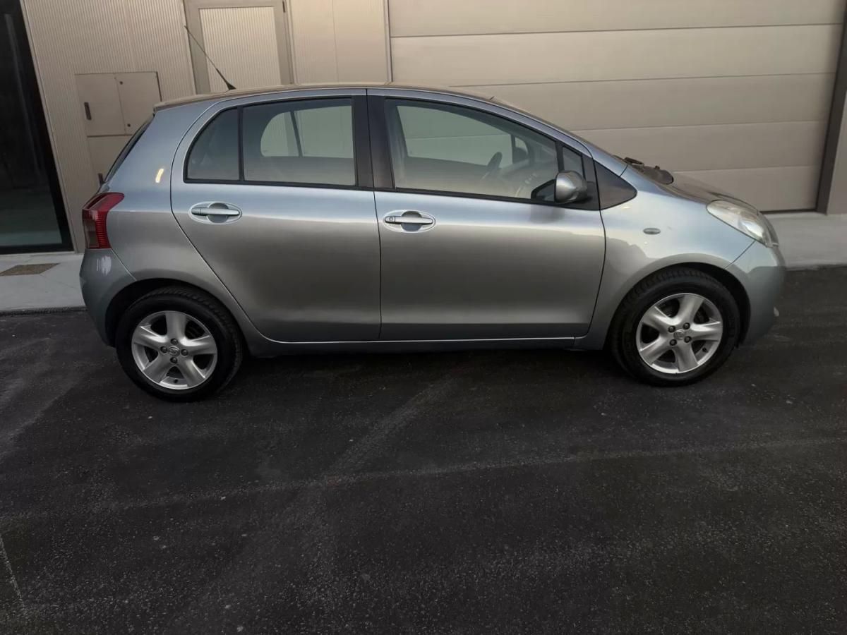 toyota-yaris-2008-gasolina-1298cc