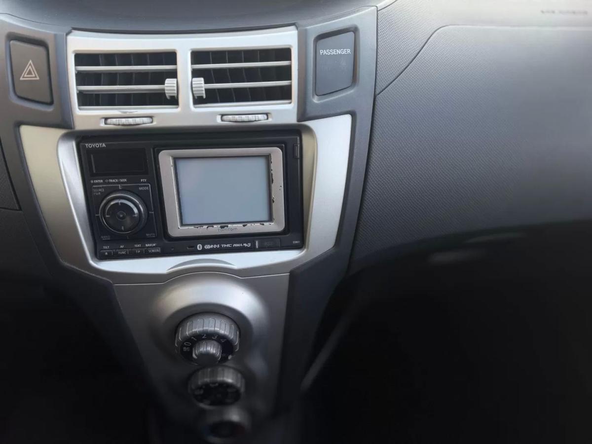 toyota-yaris-2008-gasolina-1298cc