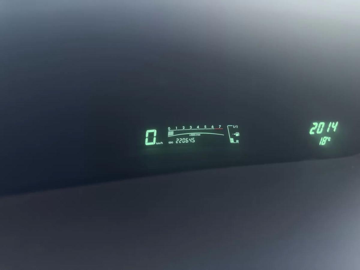 toyota-yaris-2008-gasolina-1298cc